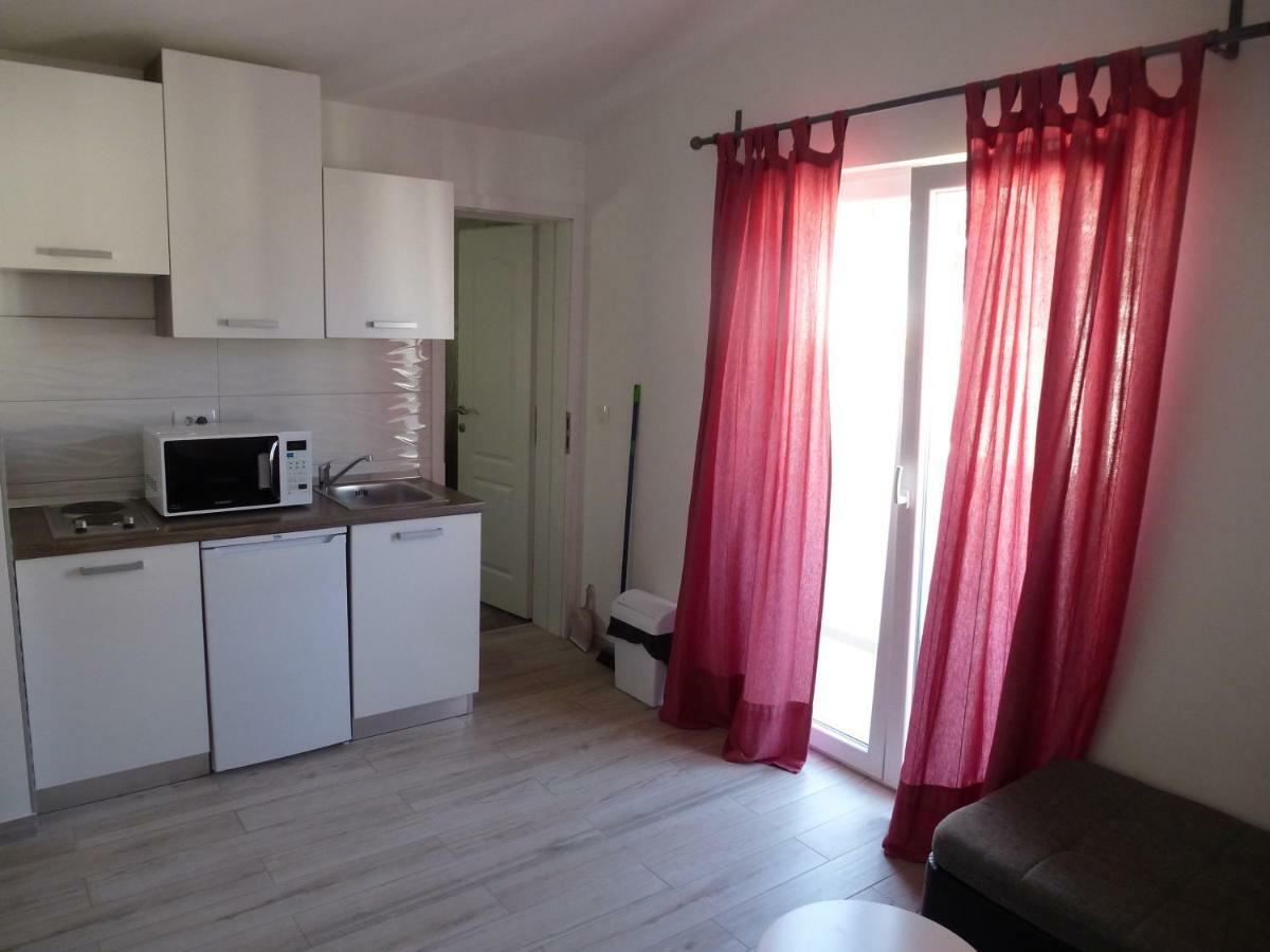 Apartment Vicko Дрвеник Экстерьер фото